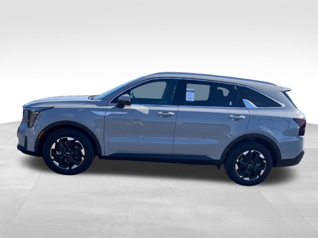 Used 2025 Kia Sorento S w/ Panoramic Sunroof Package FWD image 2