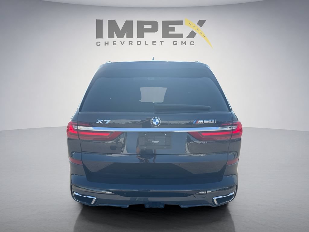 Used 2019 BMW X7 xDrive50i w/ M Sport Package AWD/4WD image 4