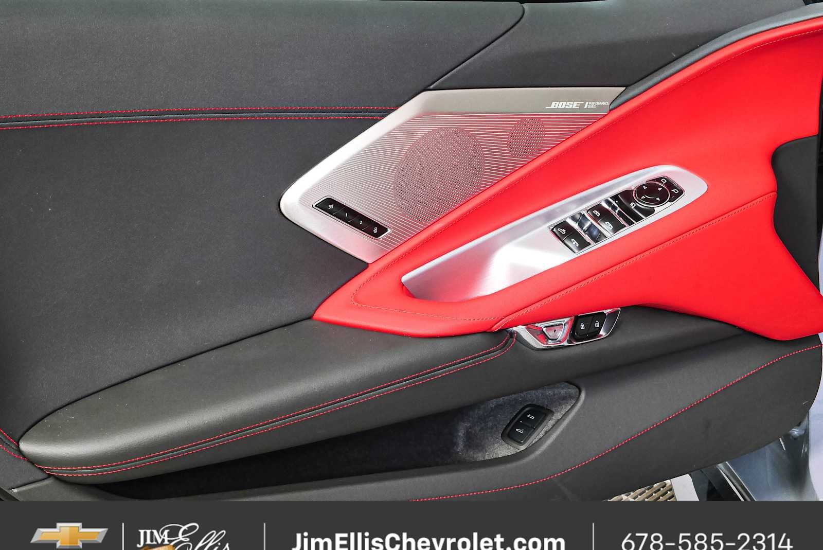 Used 2025 Chevrolet Corvette Z06 RWD image 6