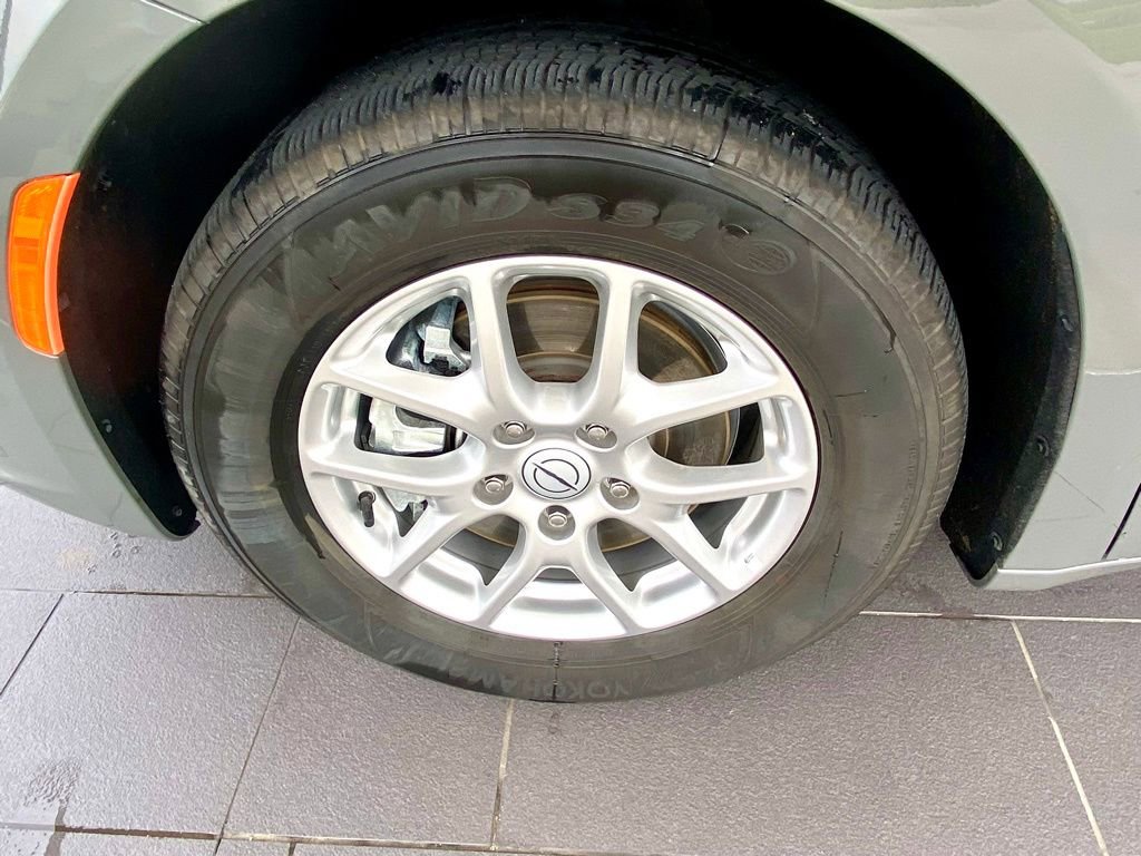 Used 2025 Chrysler Pacifica Select FWD image 10