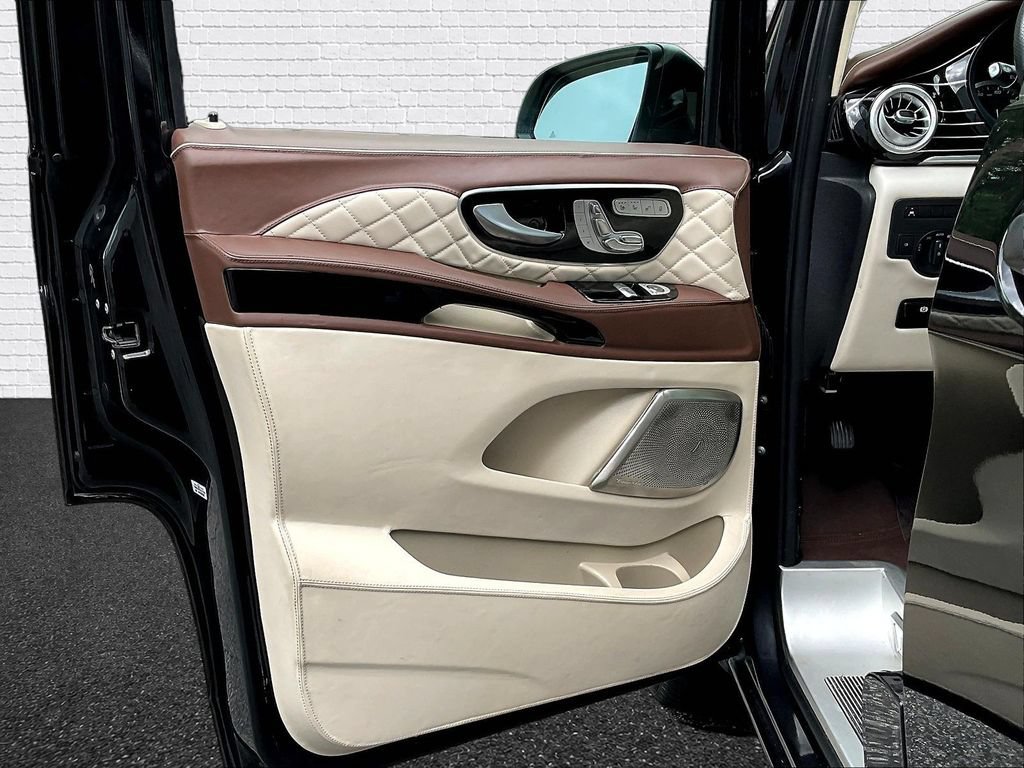 Used 2020 Mercedes-Benz Metris Passenger image 16