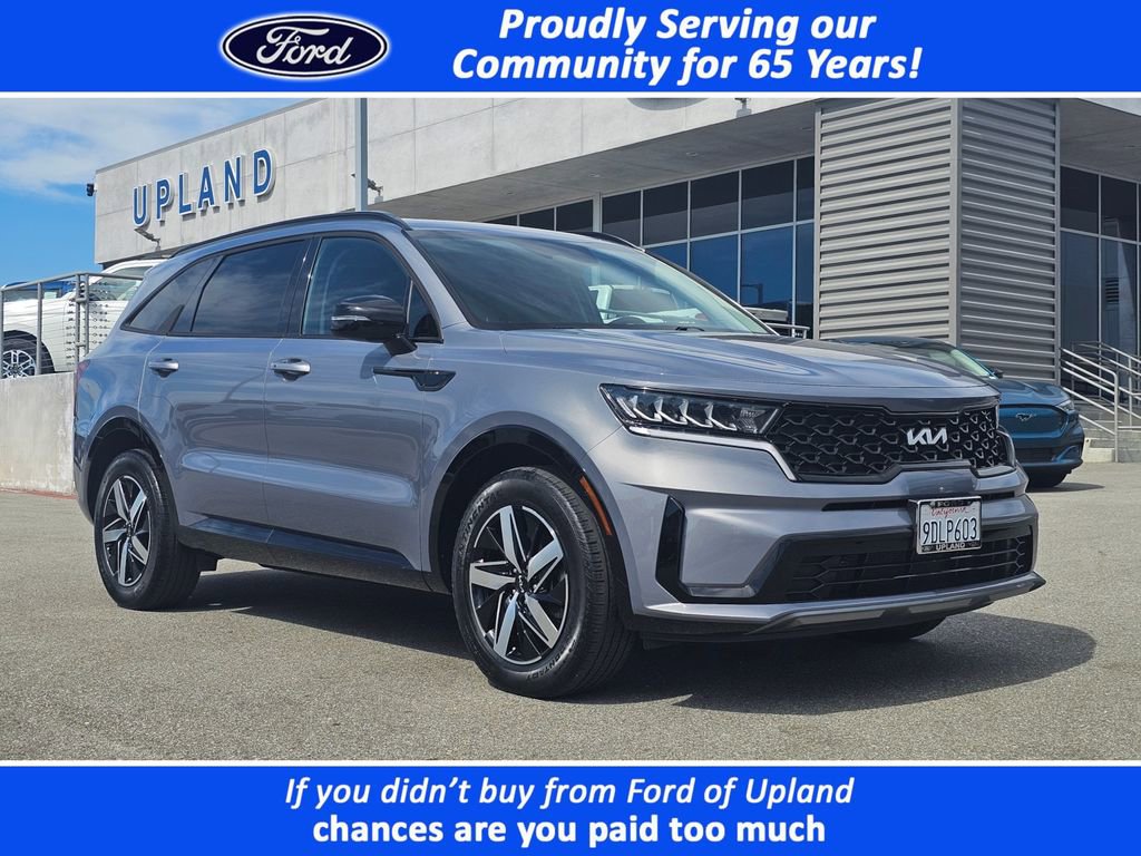 Used 2022 Kia Sorento S image 1