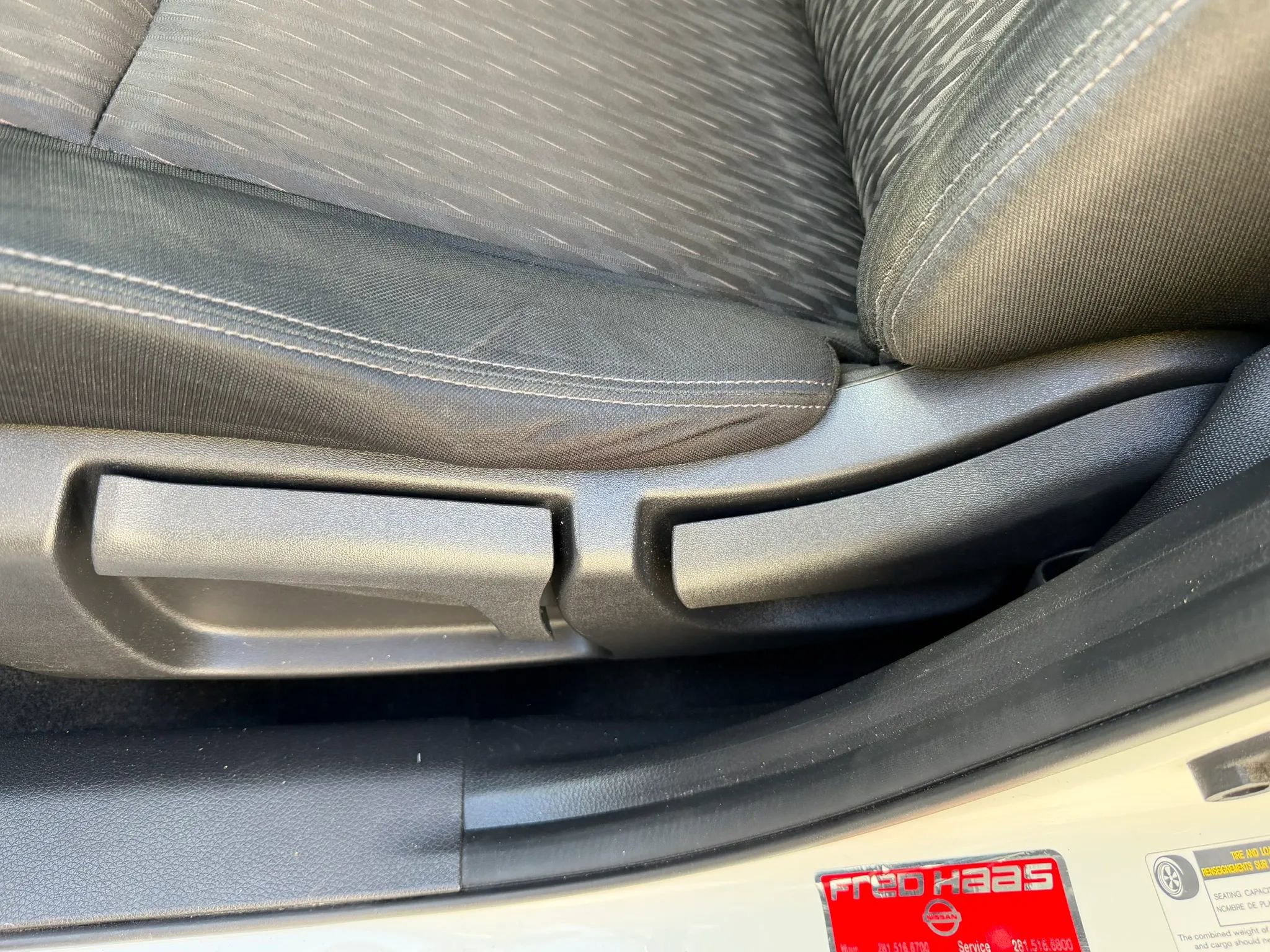 Used 2017 Nissan Rogue S AWD/4WD image 25