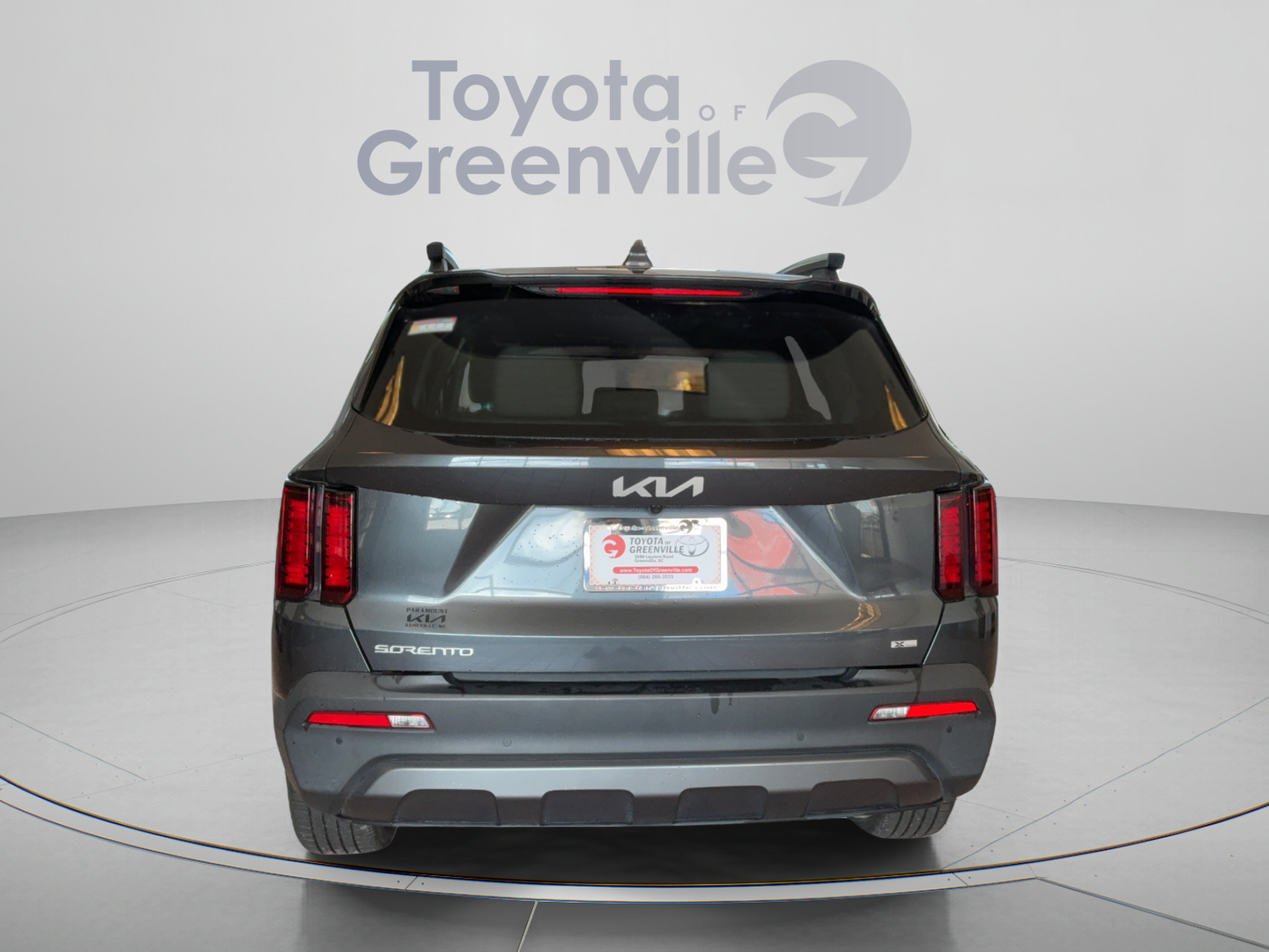 Used 2023 Kia Sorento S w/ Panoramic Sunroof Package AWD/4WD image 5