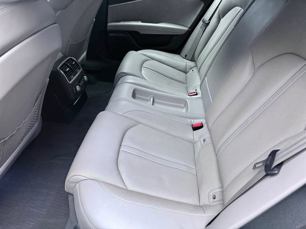 Used 2018 Audi S7 Prestige image 13