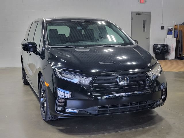 Certified 2024 Honda Odyssey Sport image 4