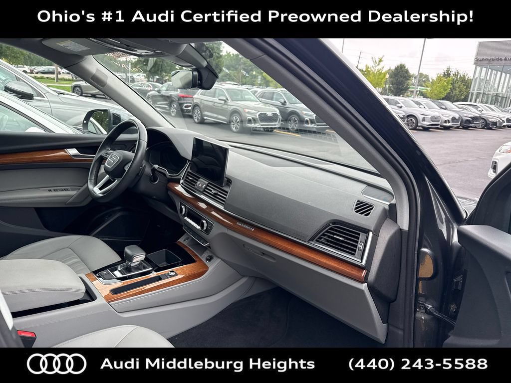 Used 2023 Audi Q5 2.0T Premium Plus w/ Premium Plus Package AWD/4WD image 26