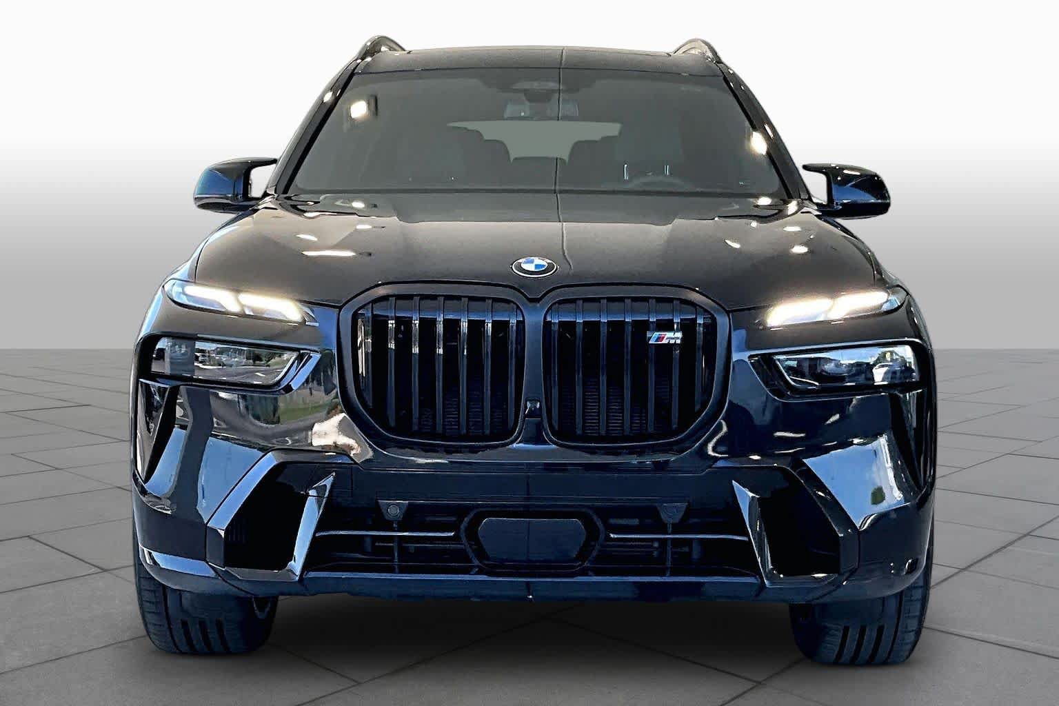 Used 2026 BMW X7 M60i AWD/4WD image 3