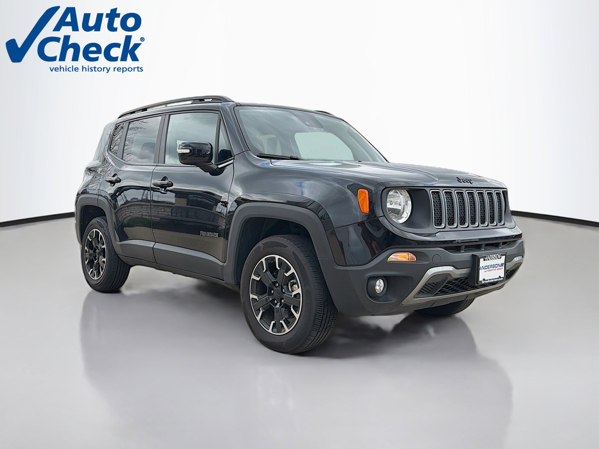Used 2023 Jeep Renegade Latitude AWD/4WD video 1