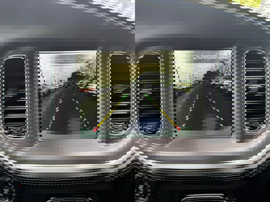 Used 2020 Dodge Charger Scat Pack w/ Dynamics Package image 18