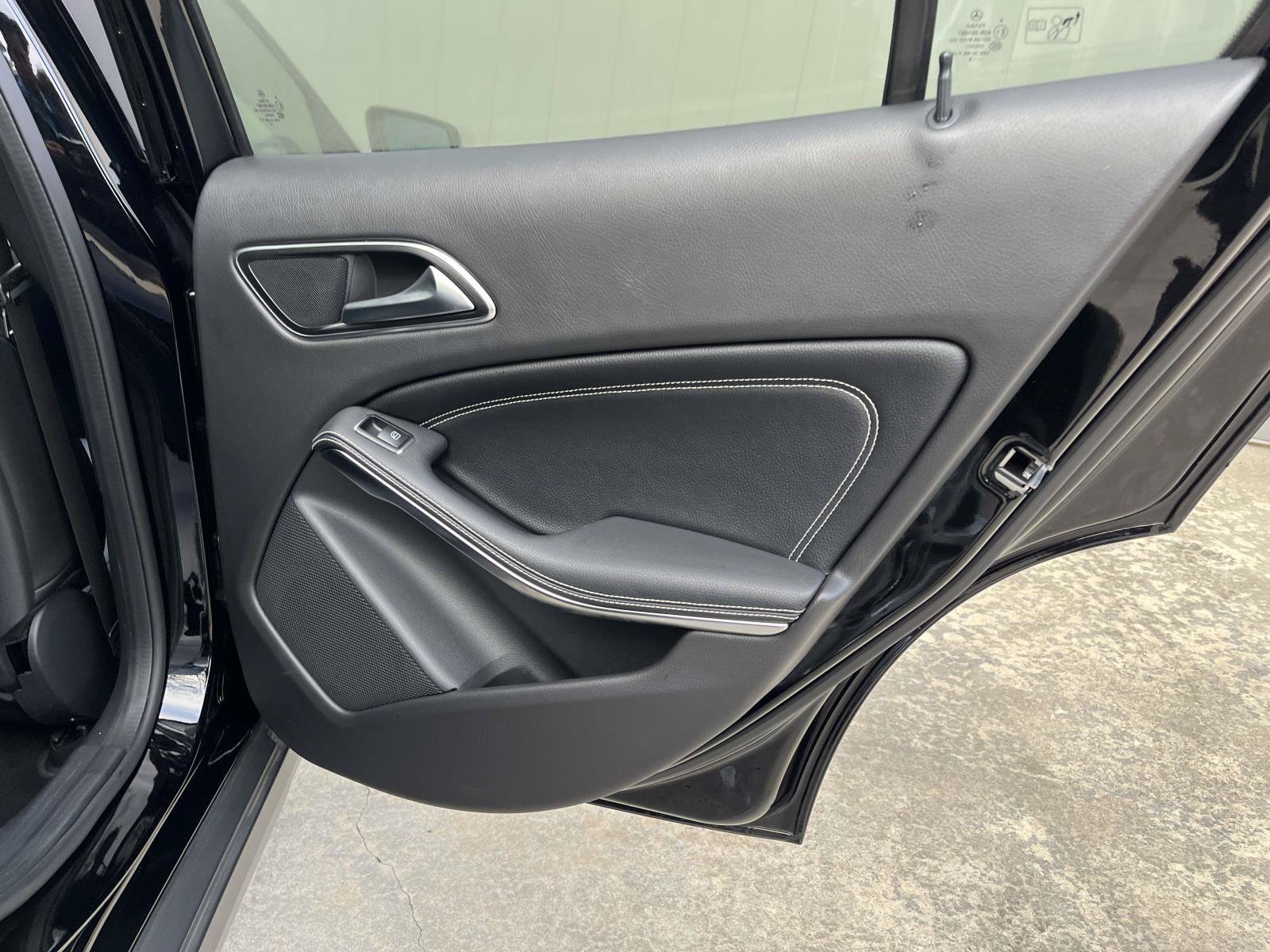Used 2019 Mercedes-Benz GLA 250 4MATIC image 50