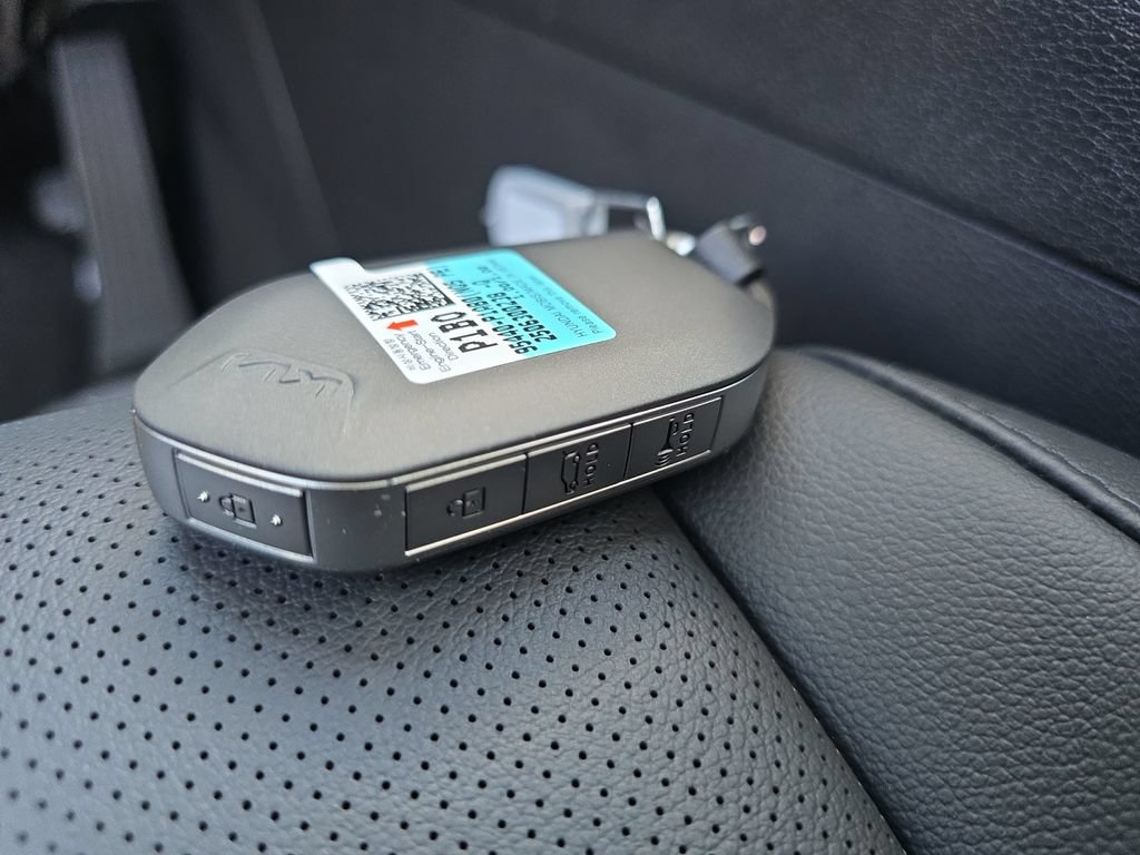 New 2026 Kia Sportage SX FWD image 36