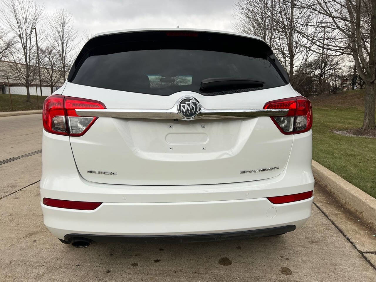 Used 2017 Buick Envision Essence FWD image 5