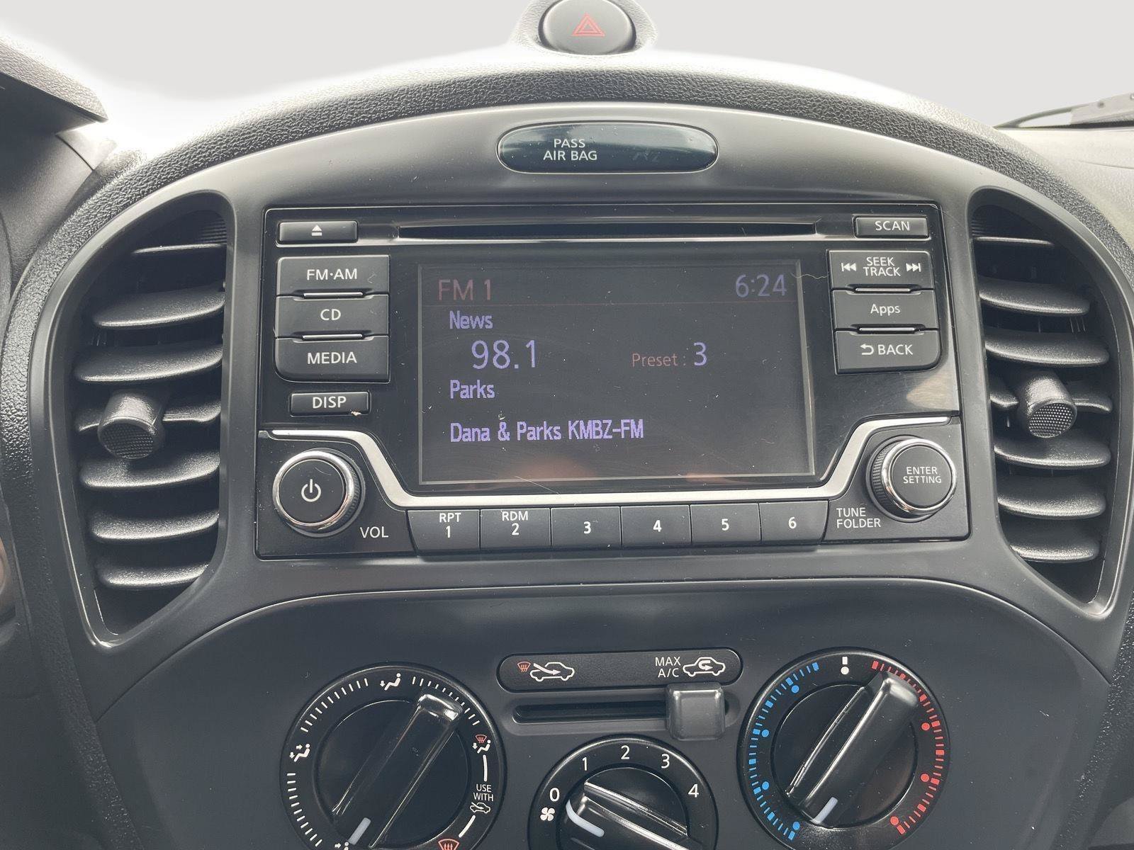 Used 2015 Nissan Juke AWD image 18