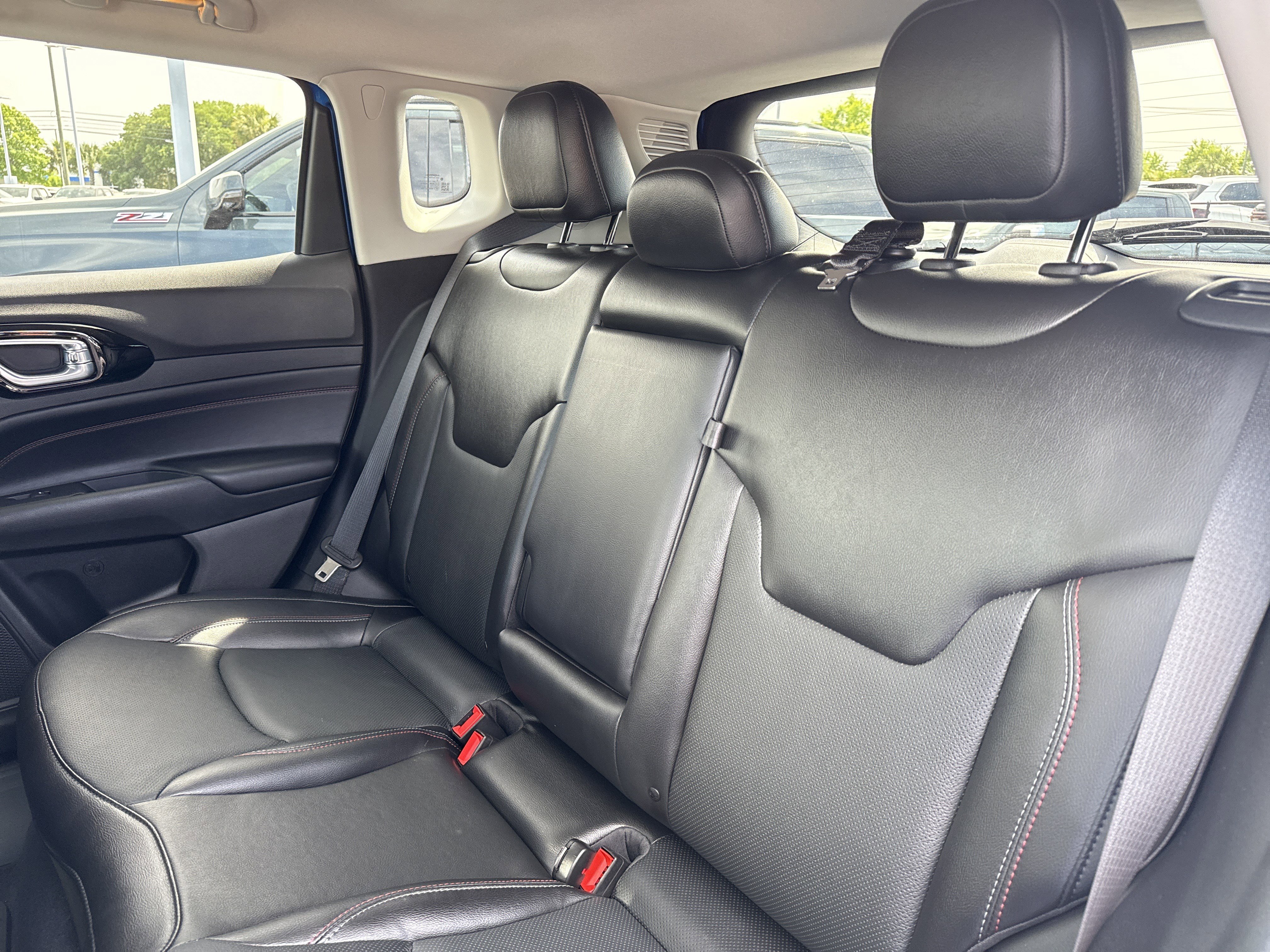 Used 2022 Jeep Compass Trailhawk w/ Trailhawk Elite Group image 30