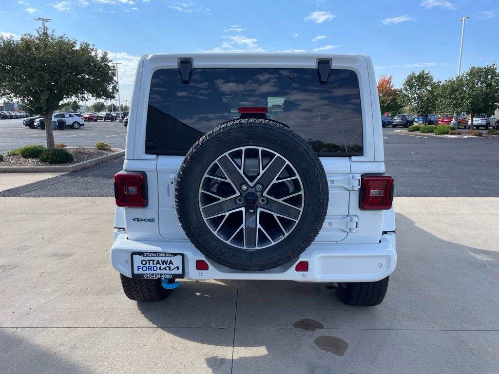 Used 2024 Jeep Wrangler High Altitude AWD/4WD image 6