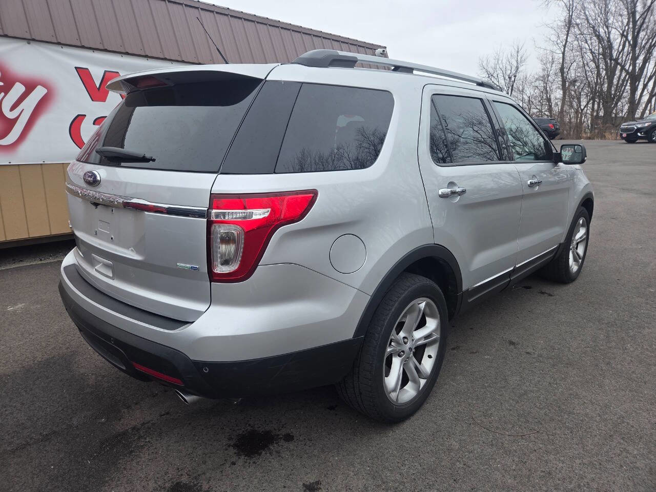 Used 2015 Ford Explorer Limited image 6