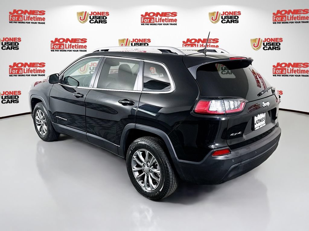 Used 2021 Jeep Cherokee Latitude Plus AWD/4WD image 2
