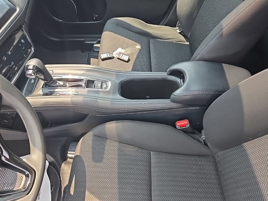 Used 2016 Honda HR-V EX image 27