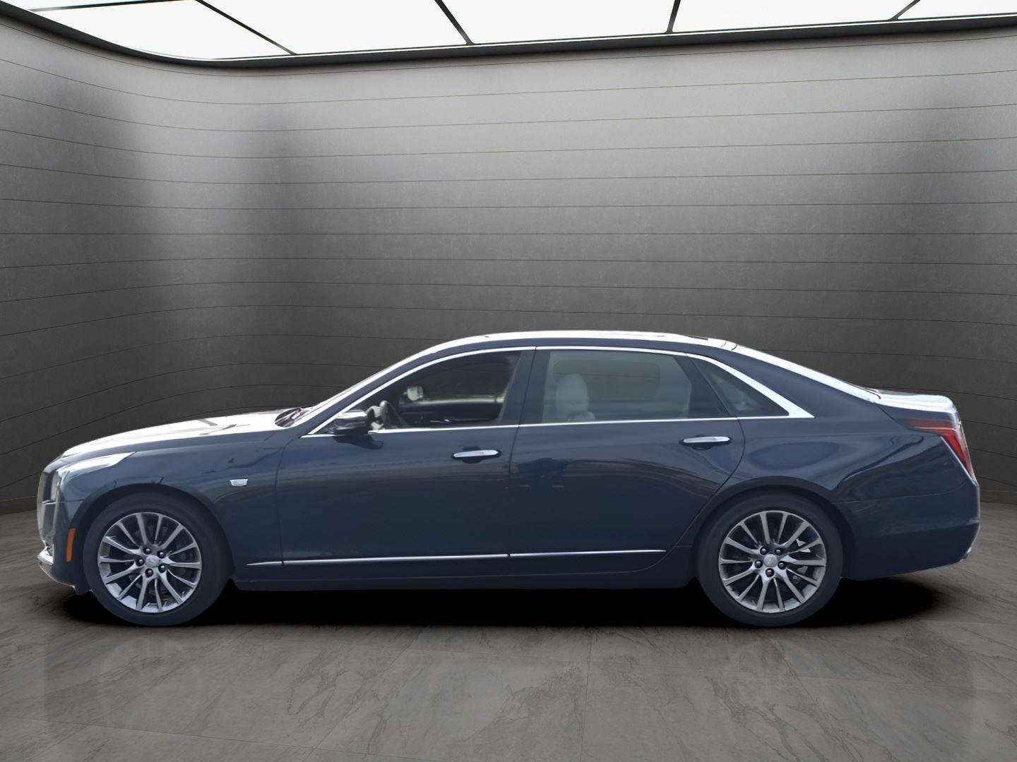 Used 2018 Cadillac CT6 Luxury image 2