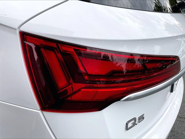 Used 2021 Audi Q5 Premium AWD/4WD image 29
