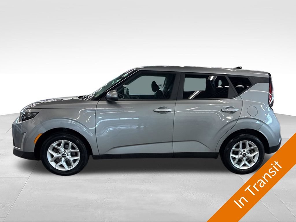 Certified 2023 Kia Soul LX w/ Option Group 015 FWD image 3