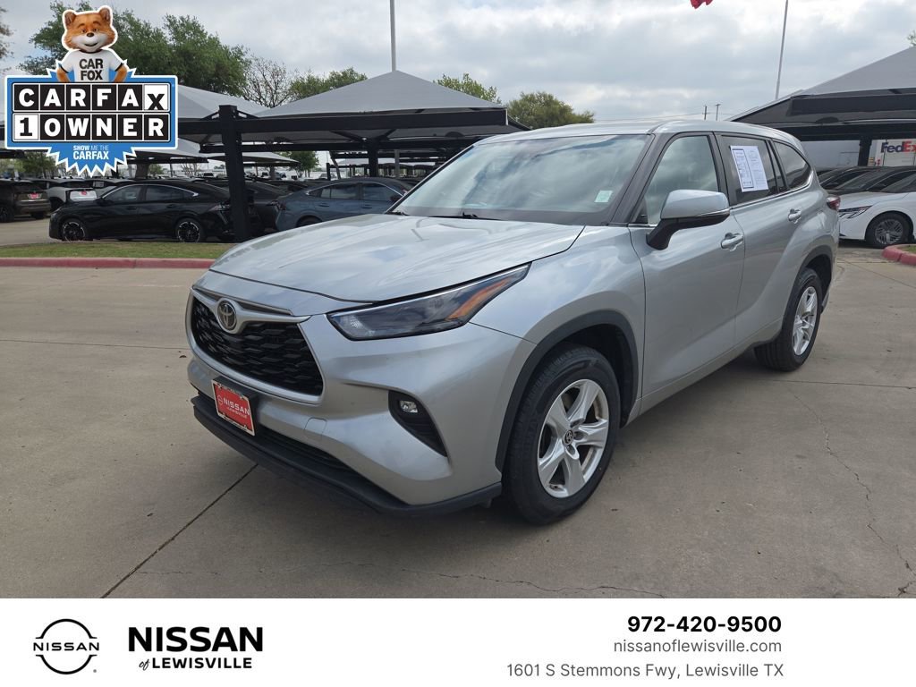 Used 2024 Toyota Highlander LE