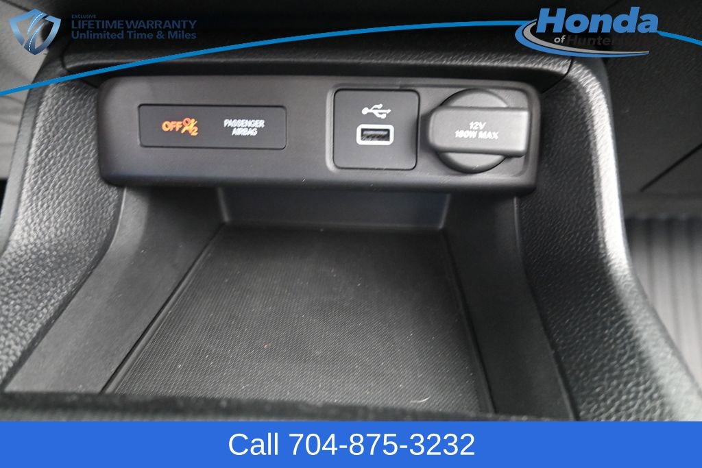Used 2023 Honda Civic Sport image 29