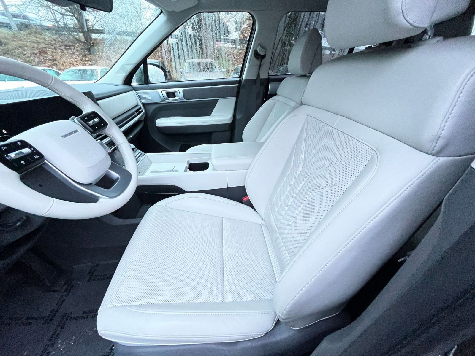 Used 2025 Hyundai Santa Fe SEL image 30