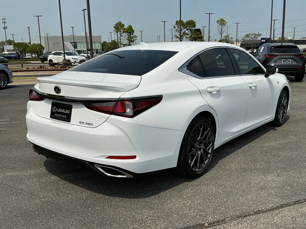 Certified 2022 Lexus ES 350 F Sport FWD image 3