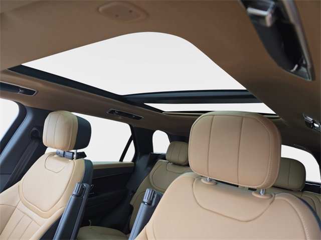 New 2026 Land Rover Range Rover Sport Dynamic SE image 17