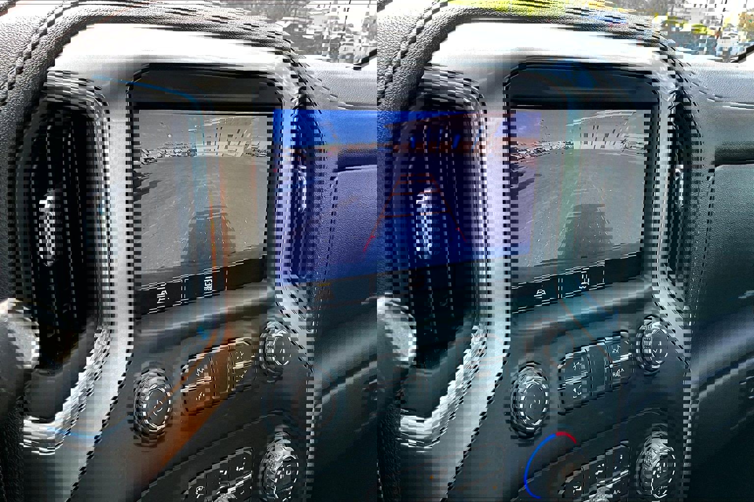 Certified 2021 Chevrolet Silverado 1500 LT Trail Boss w/ Convenience Package II image 24