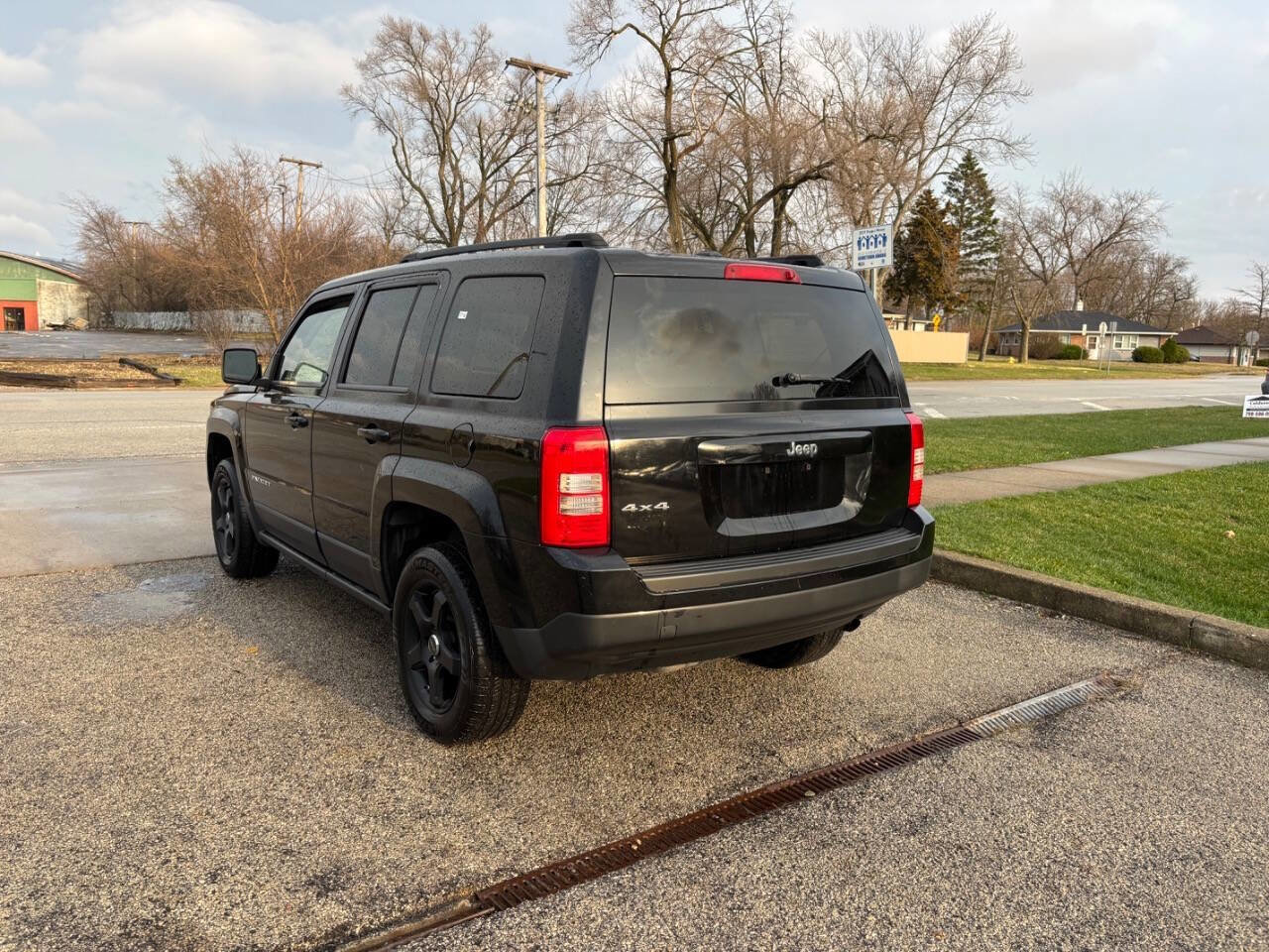Used 2012 Jeep Patriot Sport w/ PWR Value Group image 18