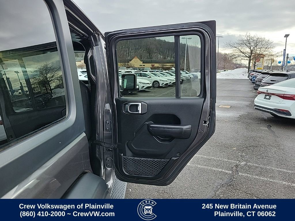 Used 2018 Jeep Wrangler Unlimited Sport S image 43