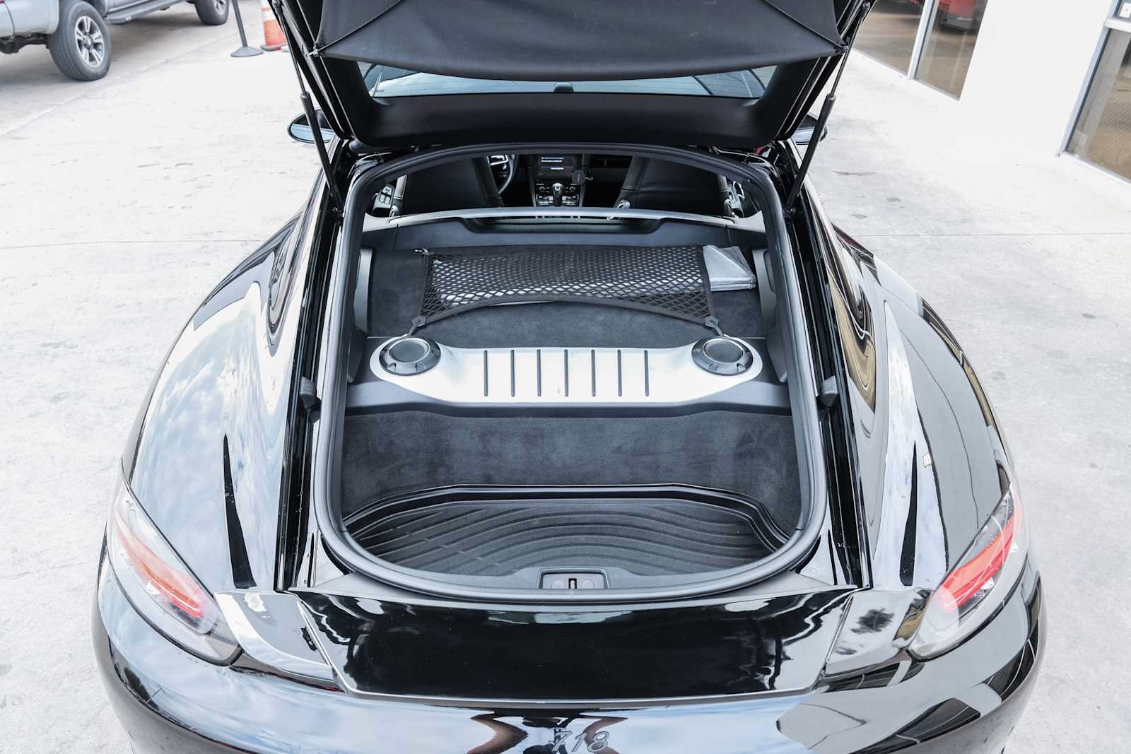 Used 2019 Porsche 718 Cayman RWD image 40