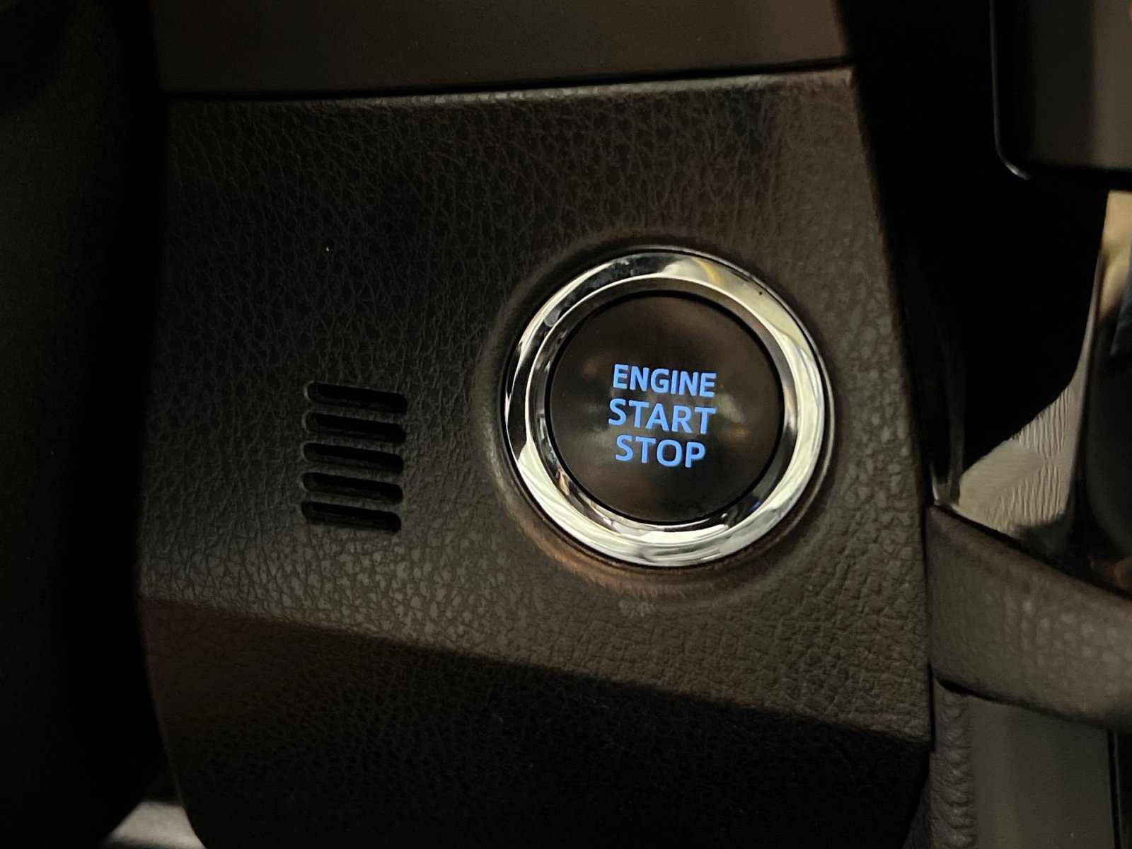 Used 2015 Toyota Corolla S Premium w/ Body Protection Package #1 FWD image 34