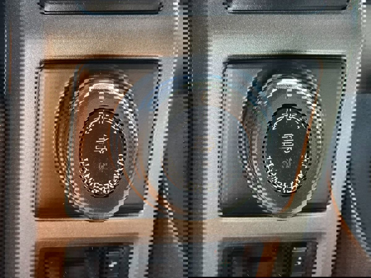 Used 2018 Ford F150 Raptor w/ Equipment Group 802A Luxury image 39