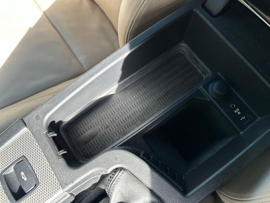 Used 2011 BMW 335is Convertible image 30