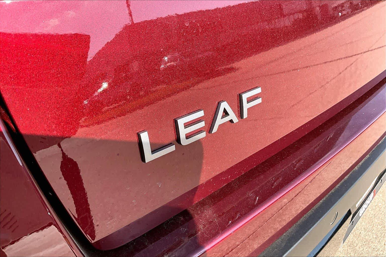 New 2026 Nissan Leaf Platinum+ FWD image 15
