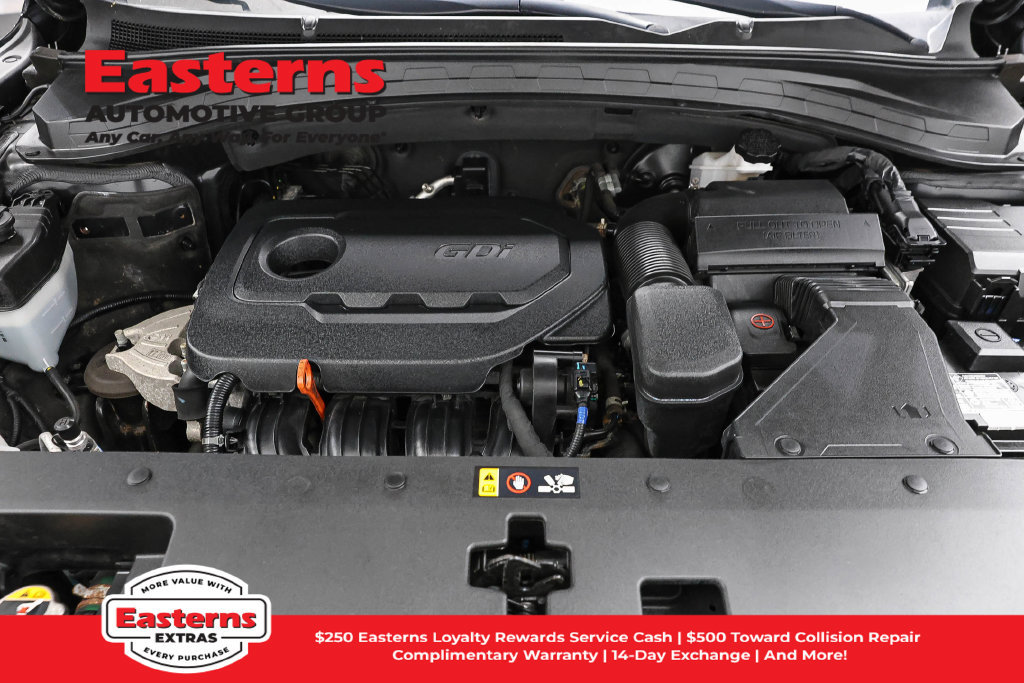 Used 2019 Hyundai Santa Fe SE FWD image 8