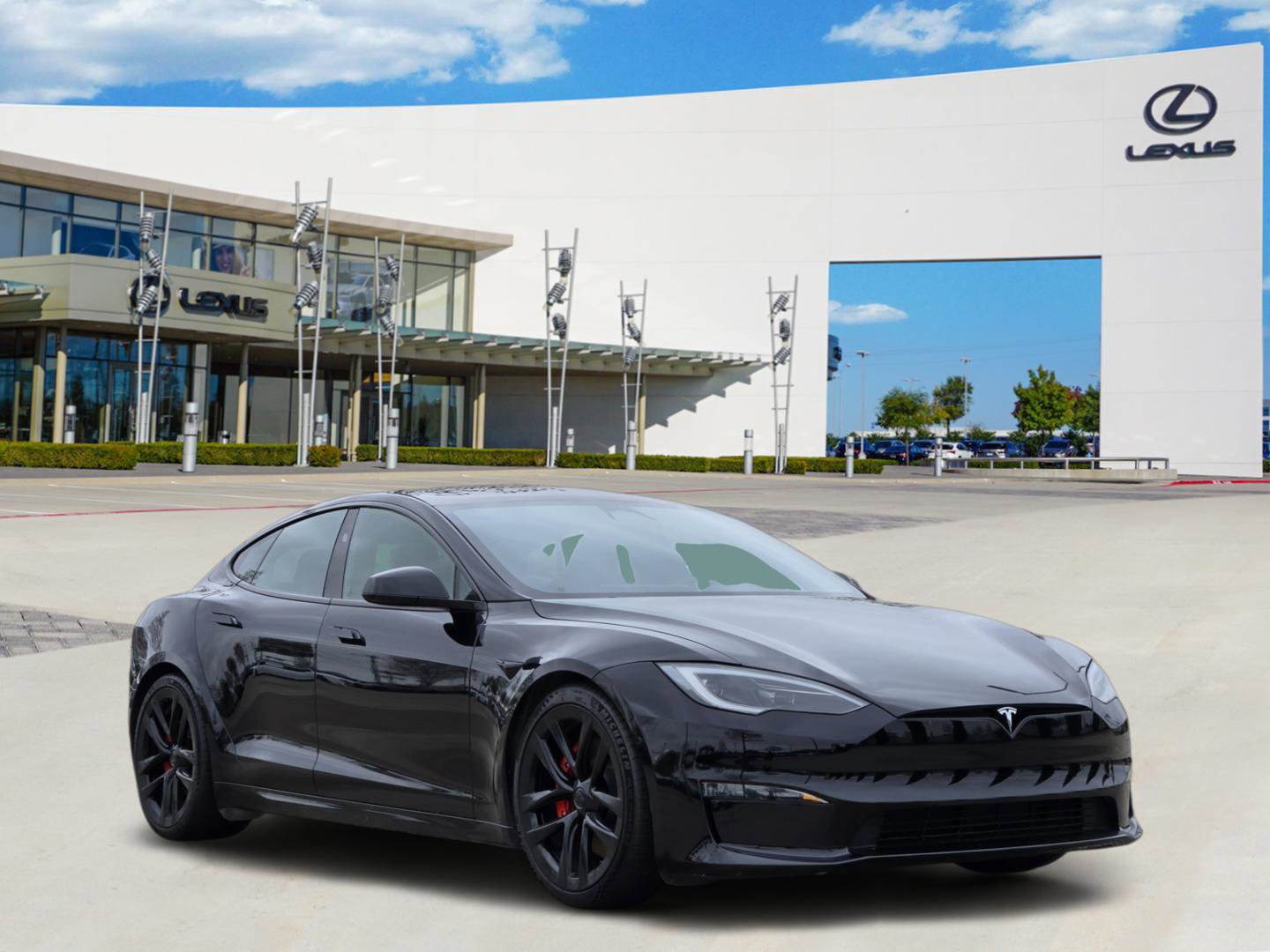 Used 2024 Tesla Model S Plaid image 2