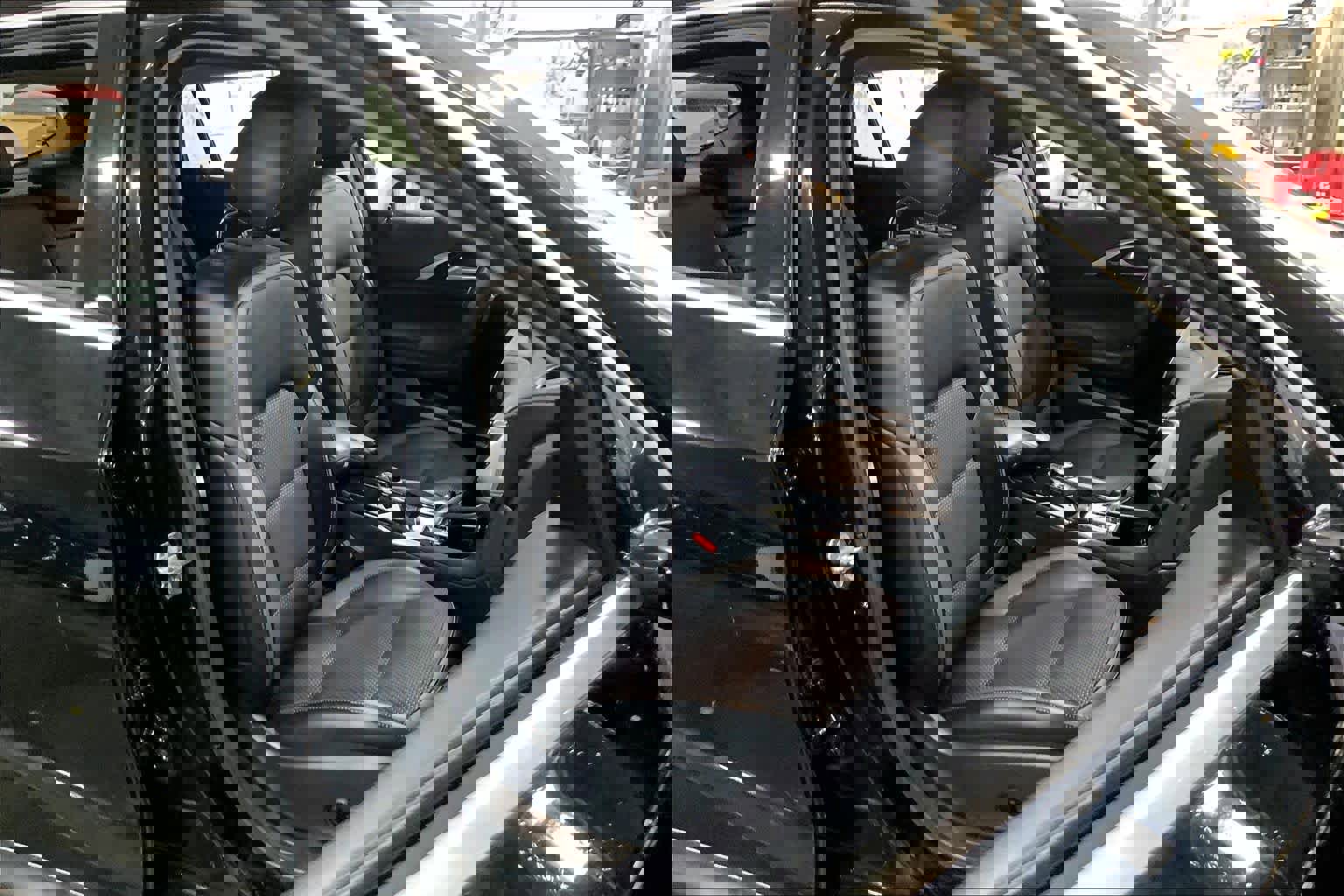 Used 2019 INFINITI QX30 LUXE w/ Navigation Package image 9