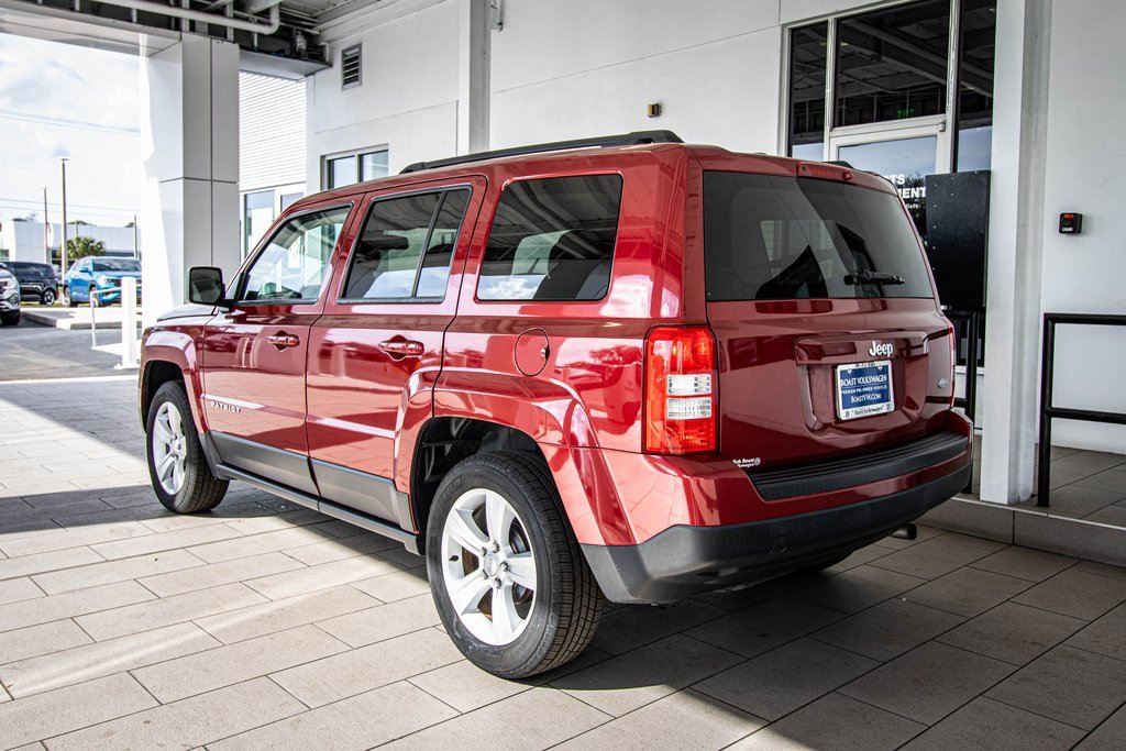 Used 2017 Jeep Patriot Latitude image 10