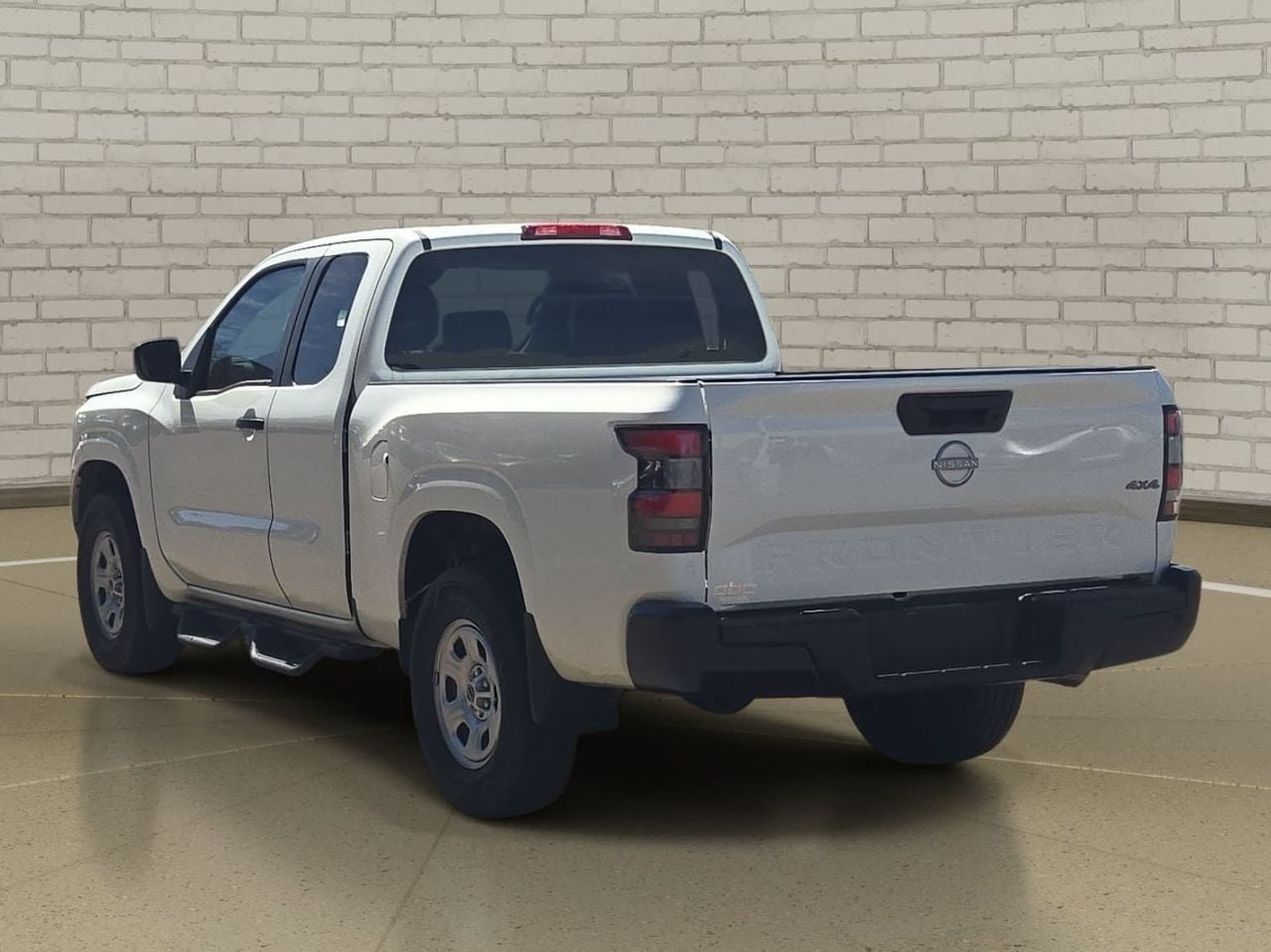 Used 2024 Nissan Frontier S w/ Technology Package AWD/4WD image 7
