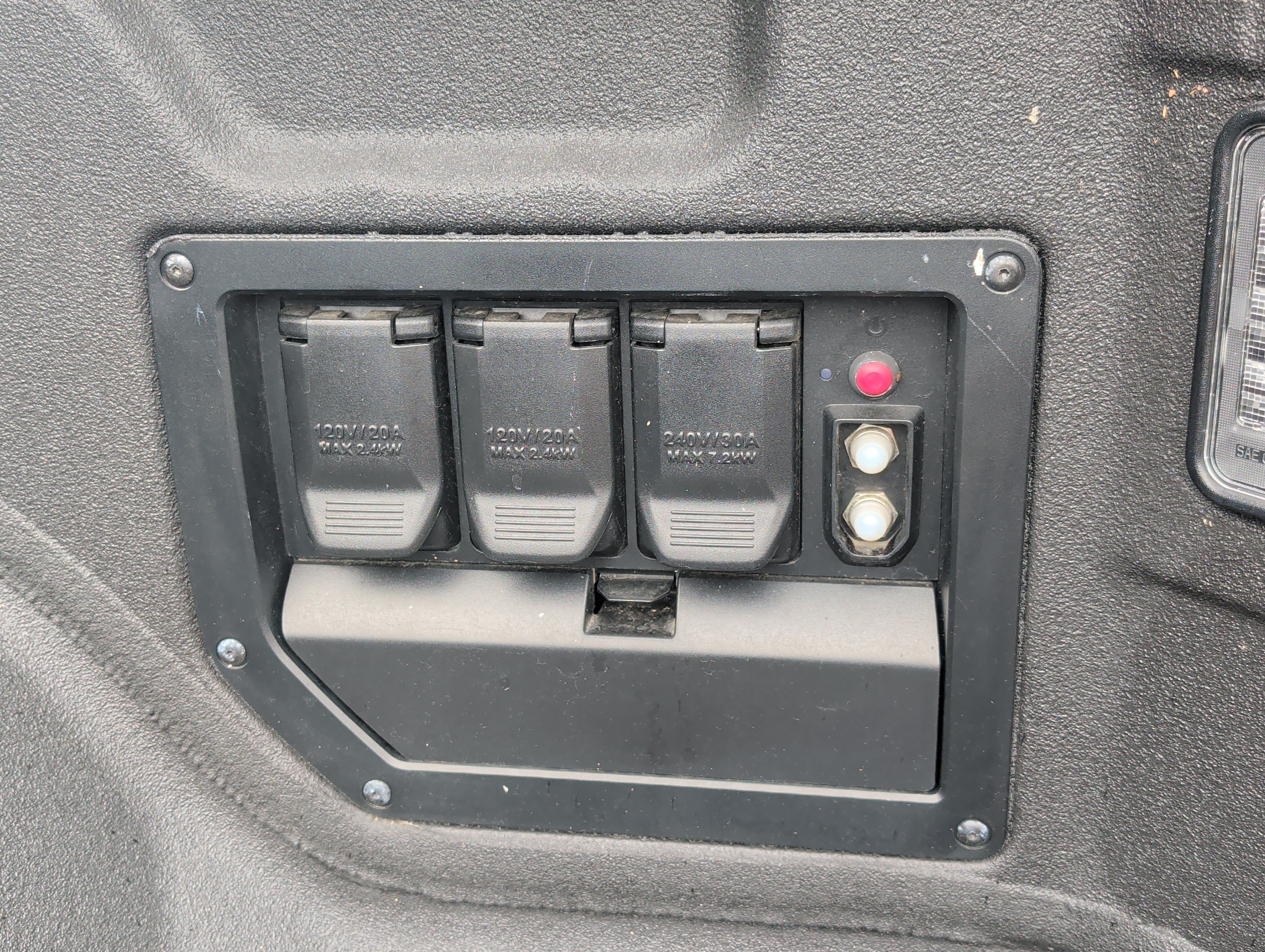 Used 2024 Chevrolet Silverado EV RST AWD/4WD image 20