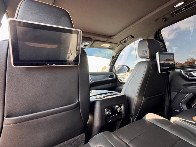 Used 2022 GMC Yukon AT4 image 23