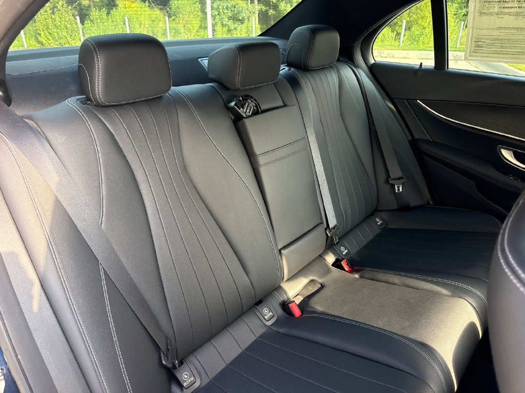 Used 2022 Mercedes-Benz E 350 Sedan image 34