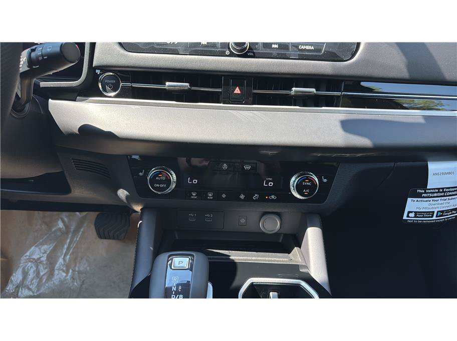New 2026 Mitsubishi Outlander SE AWD/4WD image 23