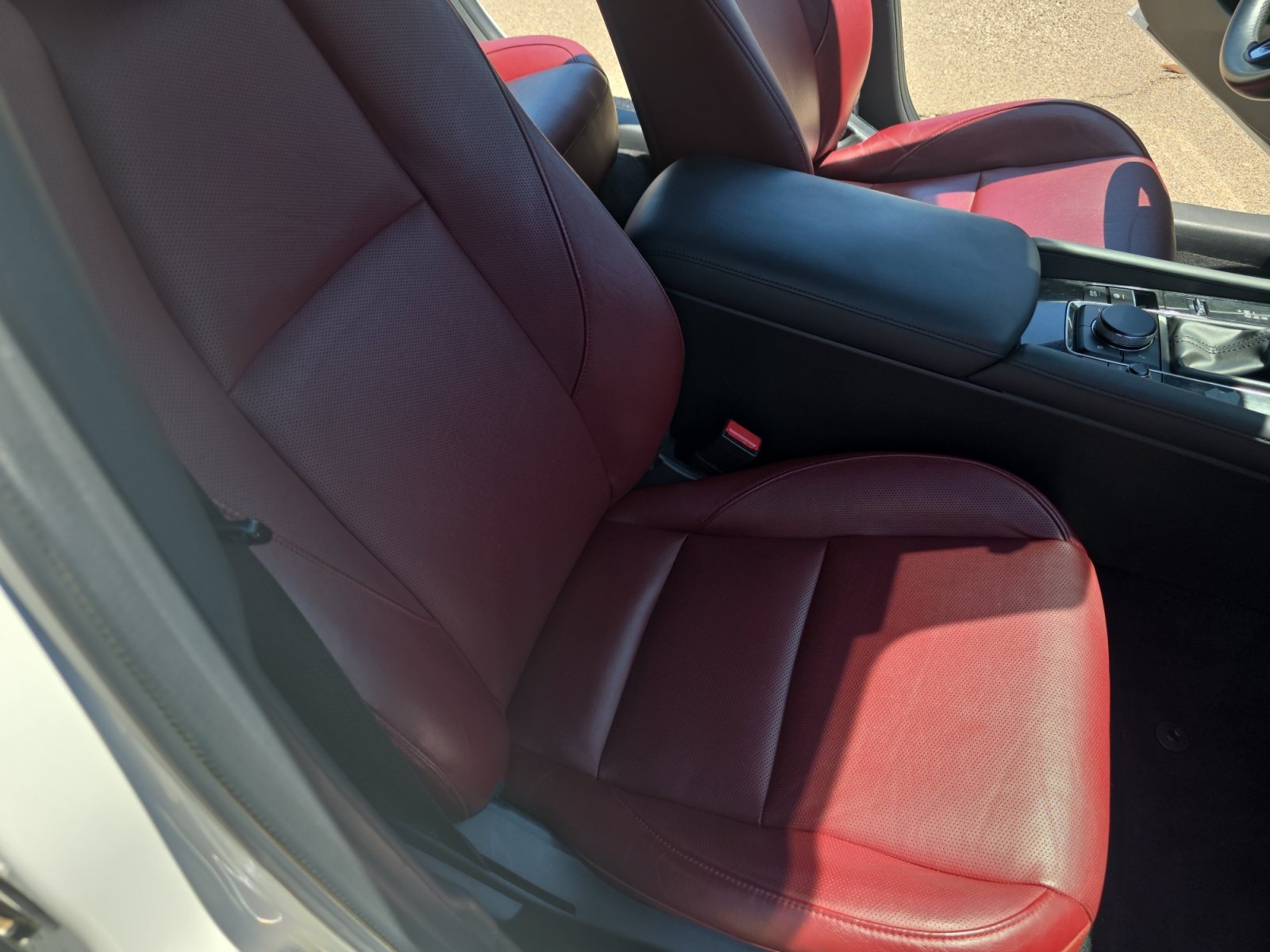 Used 2021 MAZDA MAZDA3 s FWD image 19