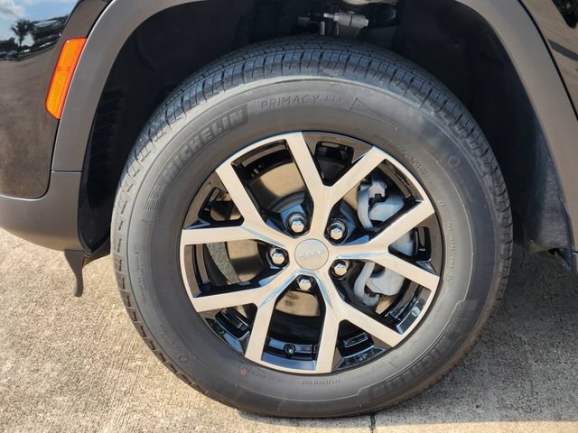 Certified 2024 Jeep Grand Cherokee Limited AWD/4WD image 10